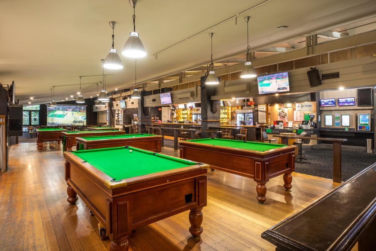 Burvale Hotel Nunawading Eksteriør billede