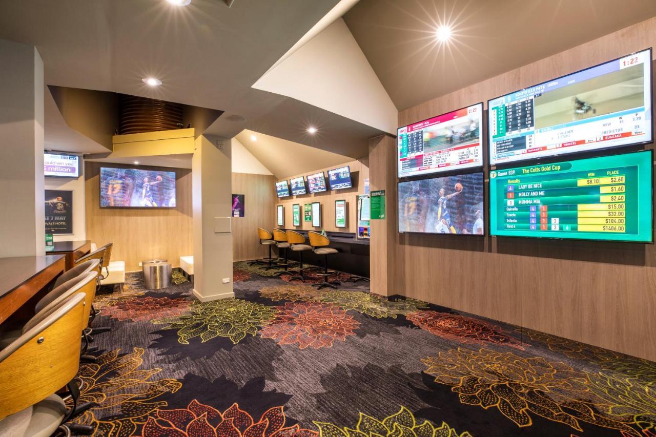 Burvale Hotel Nunawading Eksteriør billede
