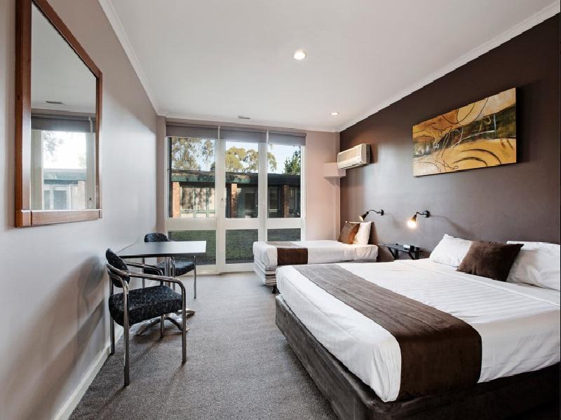 Burvale Hotel Nunawading Eksteriør billede