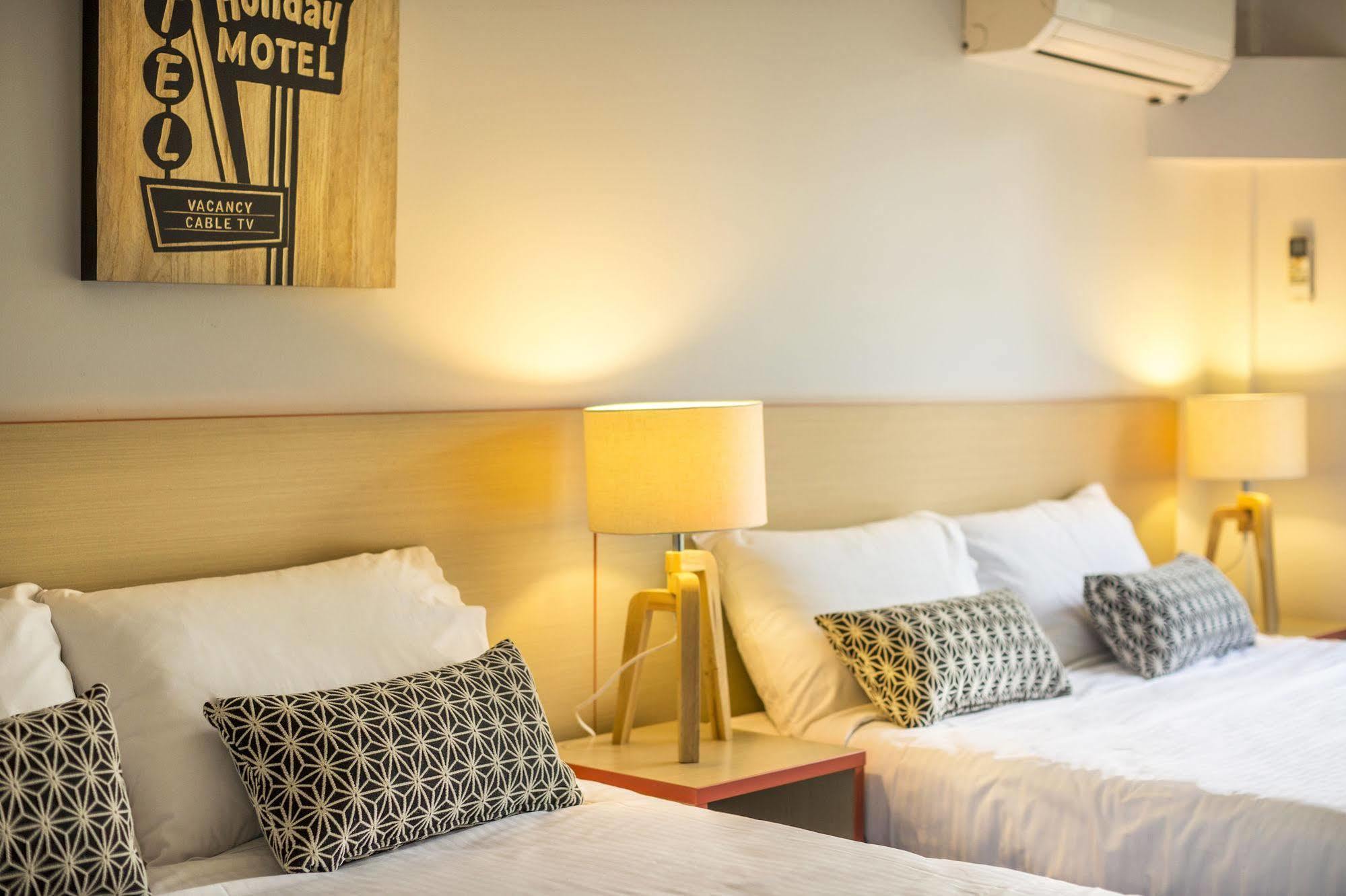 Burvale Hotel Nunawading Eksteriør billede