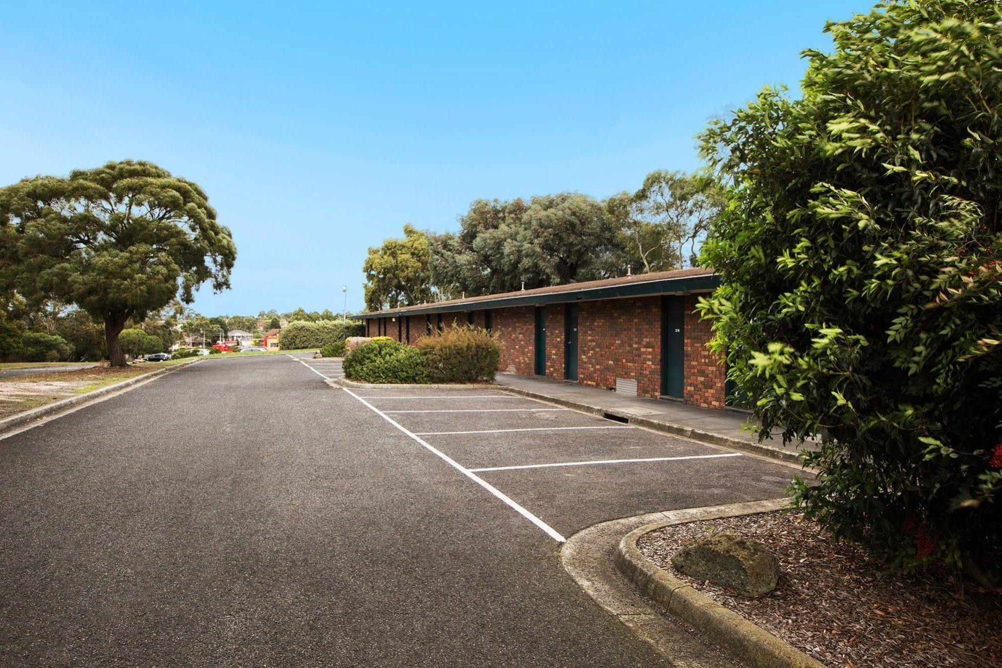 Burvale Hotel Nunawading Eksteriør billede